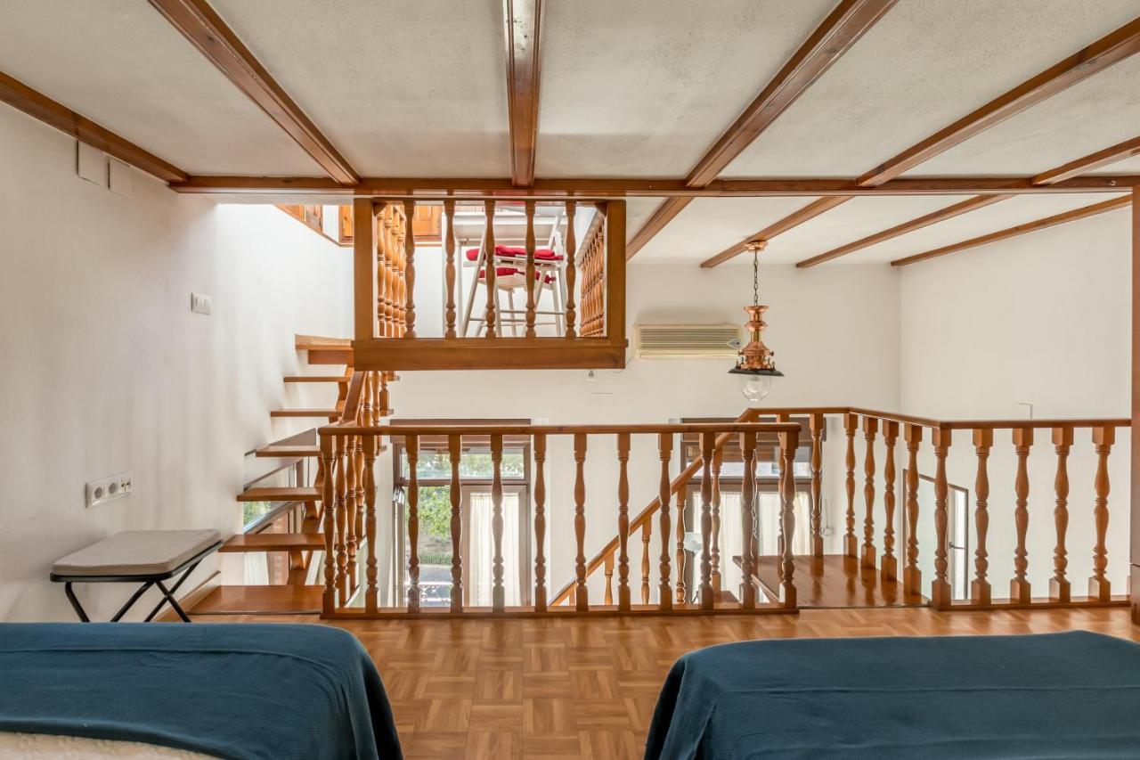 Duplex Jesus Gran Poder 4. Plaza De La Gavidia Севилья Экстерьер фото