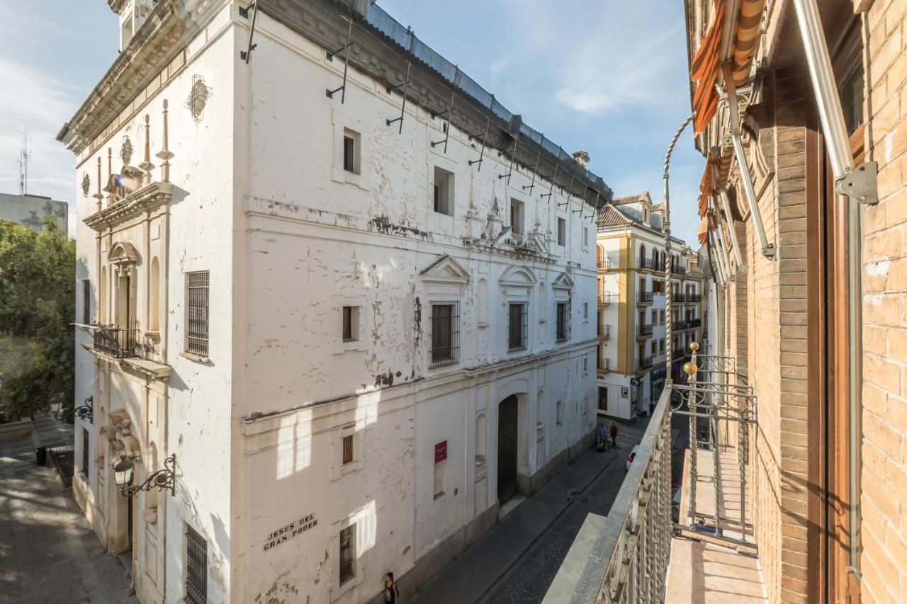 Duplex Jesus Gran Poder 4. Plaza De La Gavidia Севилья Экстерьер фото